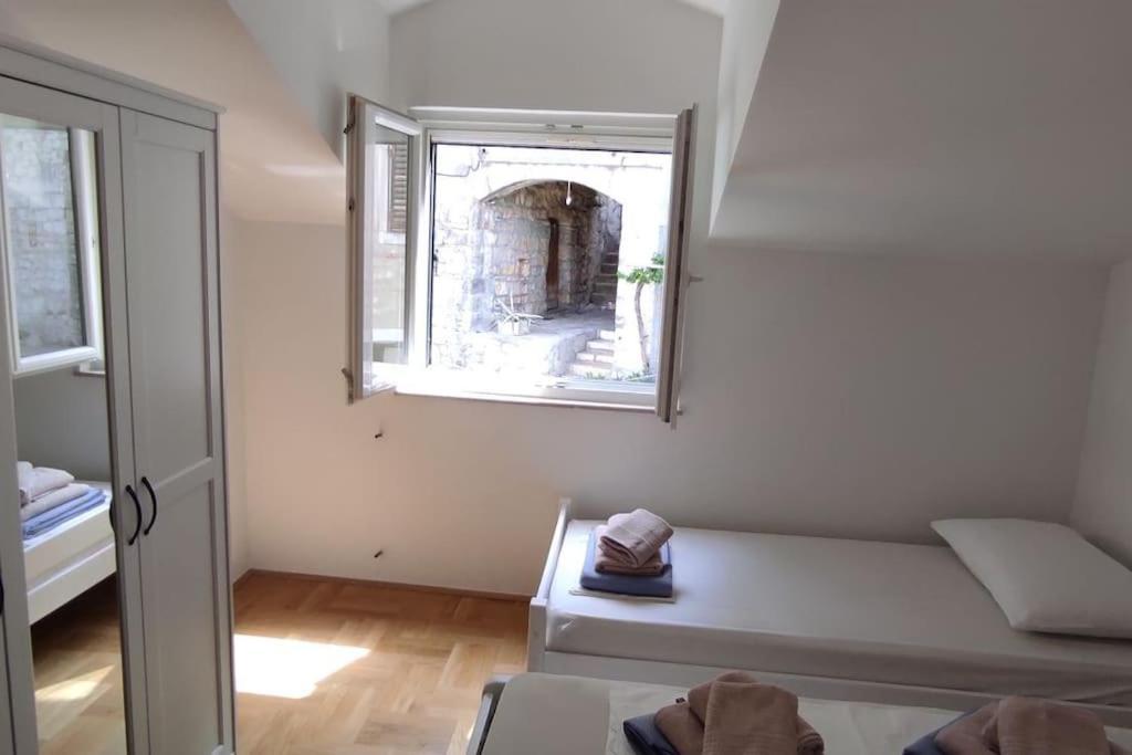 Luxury City Centre Apartment With Stunning View Omis Exterior photo