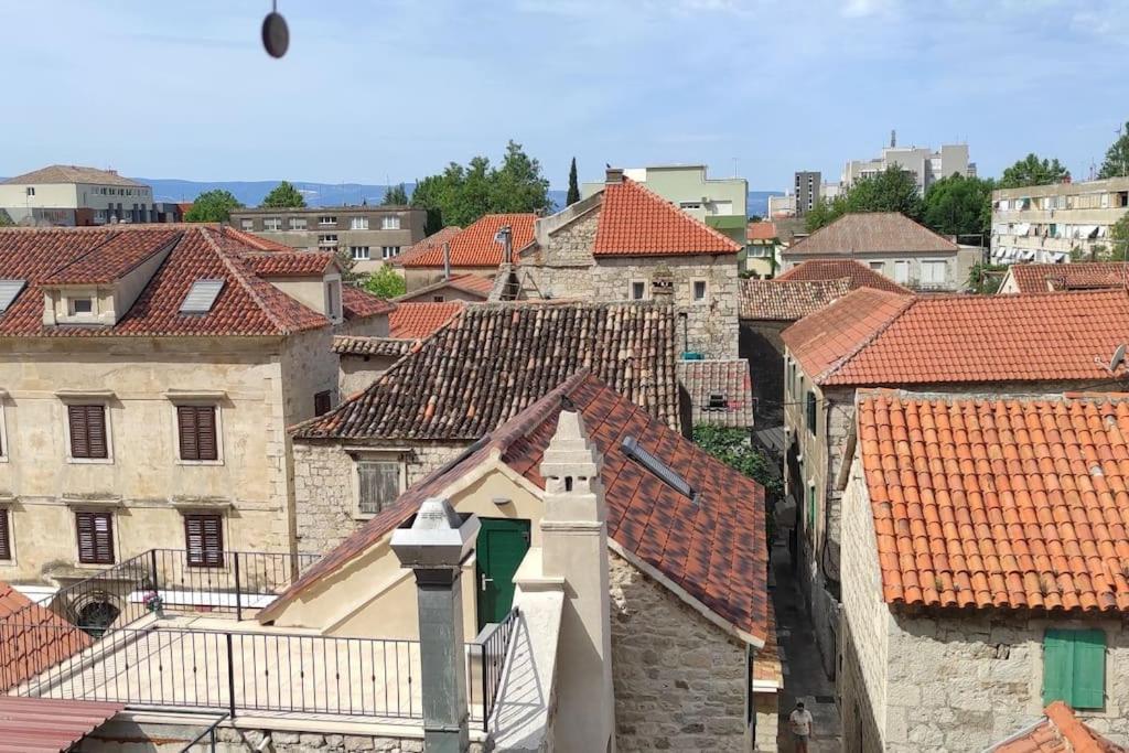 Luxury City Centre Apartment With Stunning View Omis Exterior photo